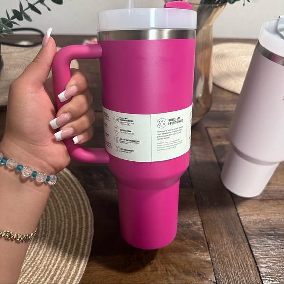 Stanley 40oz Quencher H2.0 Tumblers - Picture 3 of 10